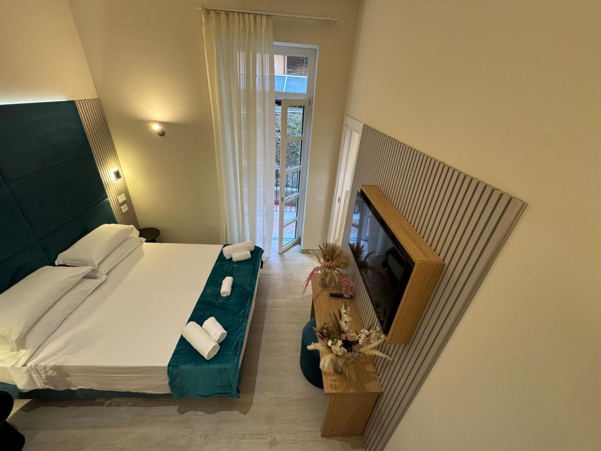 Spagna Ave 3* Rome